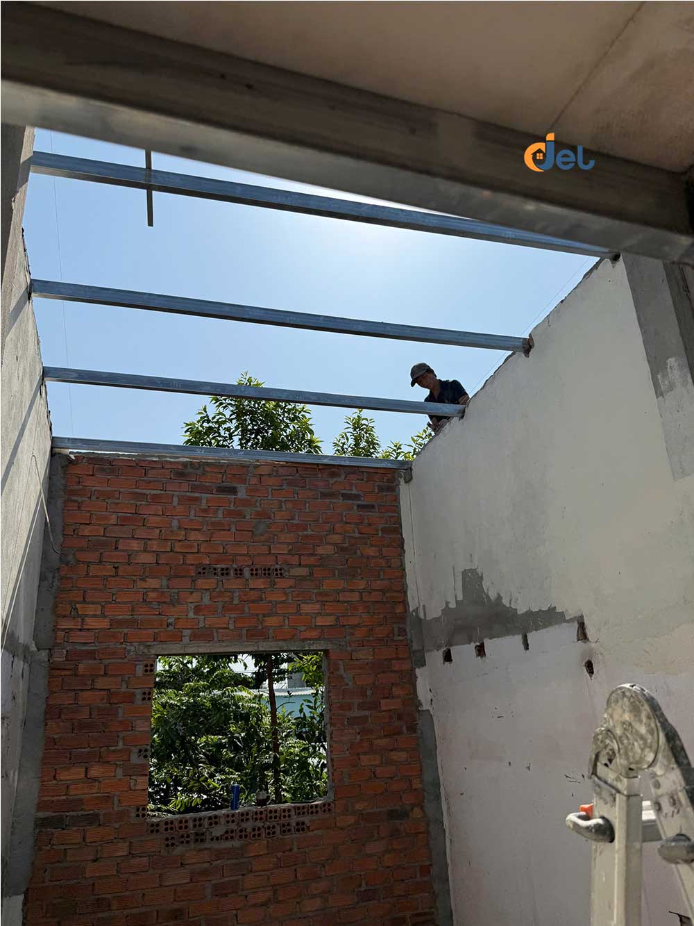 gác xà gồ mới