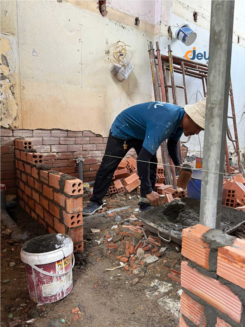 Xây ngăn tường nhà vệ sinh
