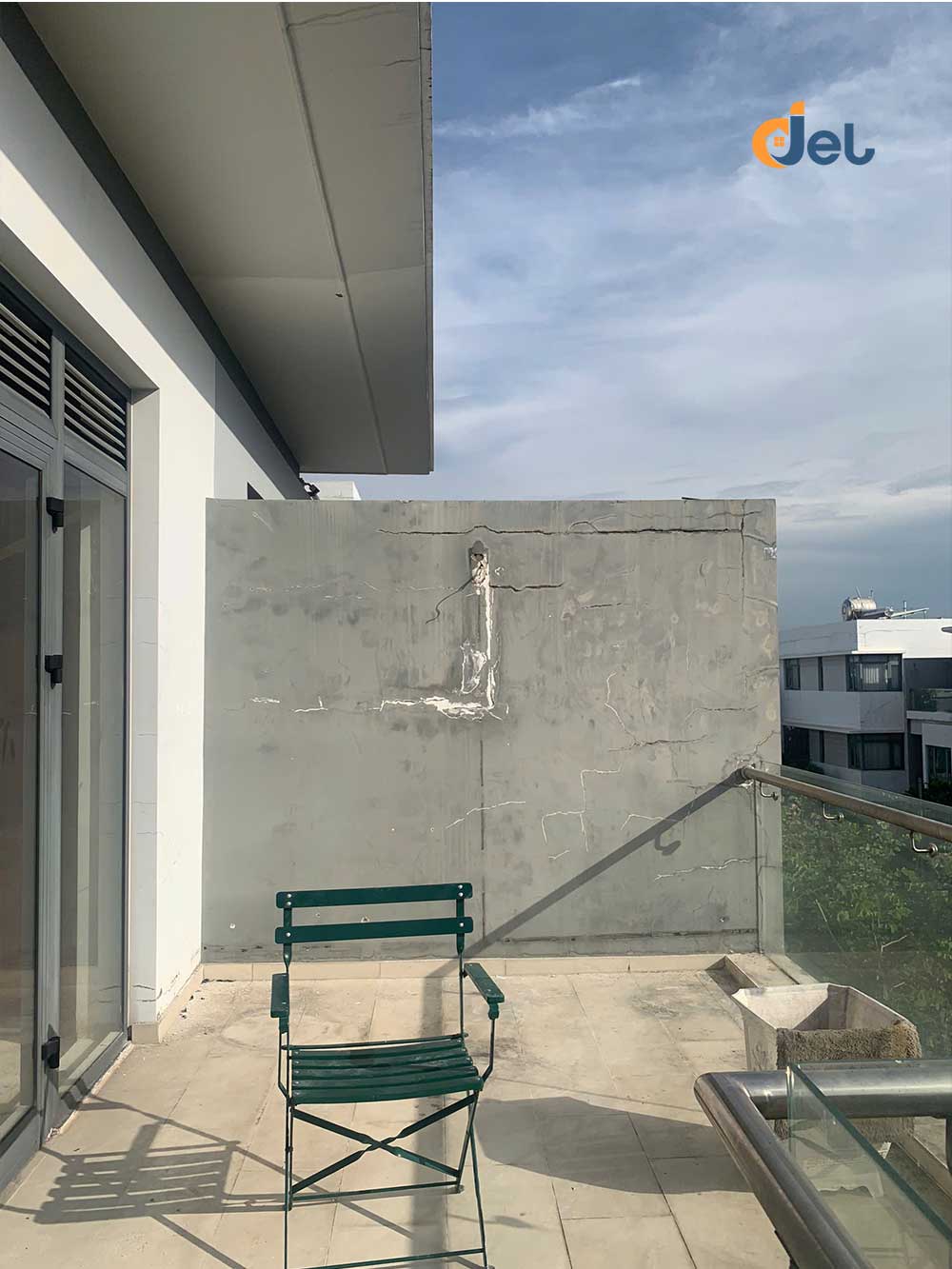 Sân thượng trước khi sửa